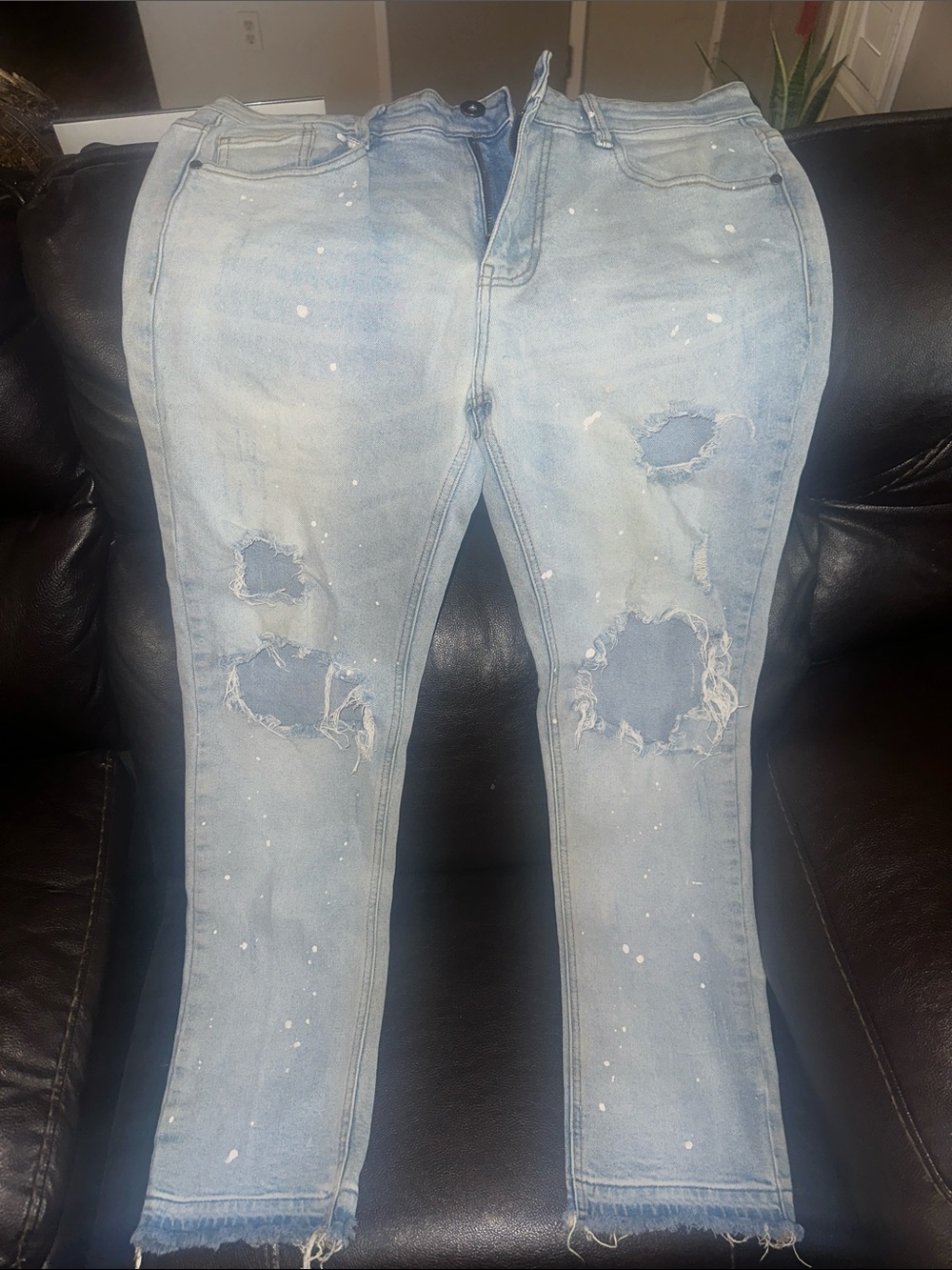 Mango Light Wash Distressed Skinny Jeans with Paint Splatter